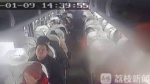 冬季駕駛大巴車需要注意哪些細(xì)節(jié)？
